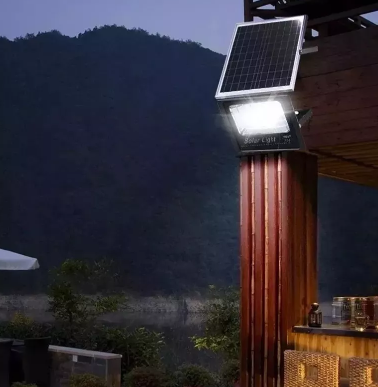 FOCO LED CON PLACA SOLAR 500W