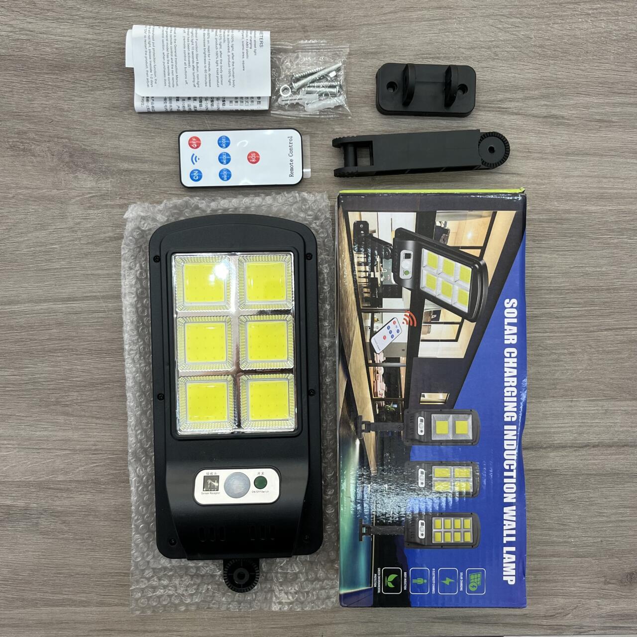 Luz Solar LED con Mando + Caja