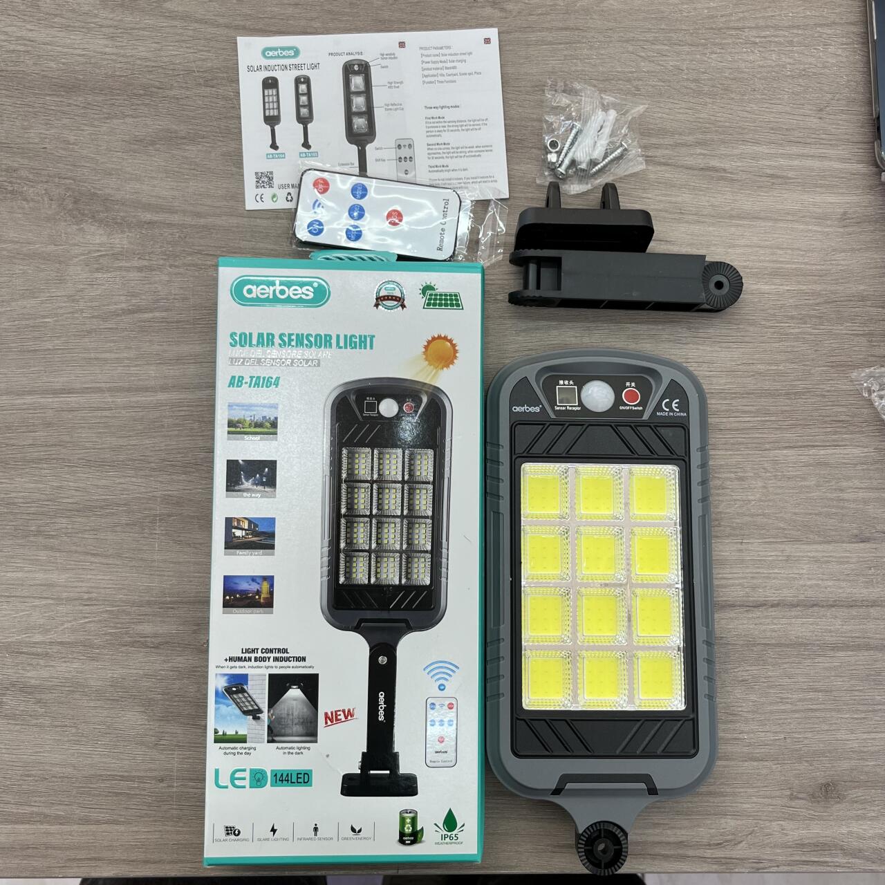 Luz solar para exteriores con sensor de movimiento mcon 3 modos, luz blanca, 144 LED